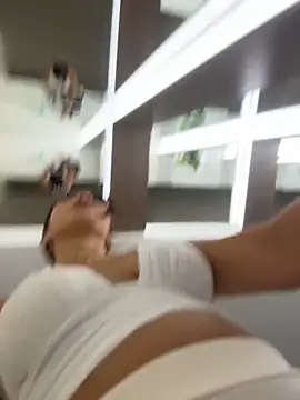 Chat XXX Live lean_lie8