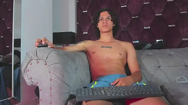 عرض كام TonyBenedetti
