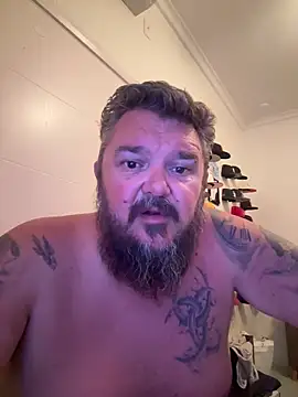 Pokazy przed kamerką – TatooedBear
