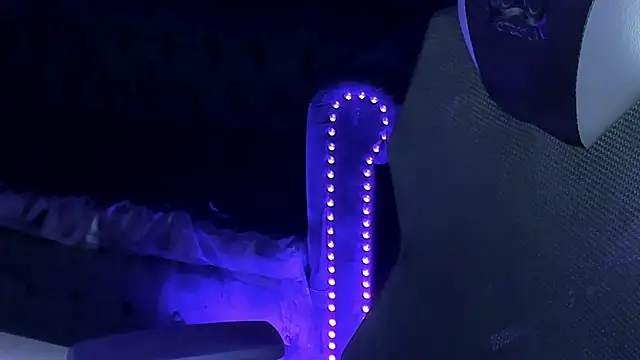 KatieRougee_n Webbikameraesitys