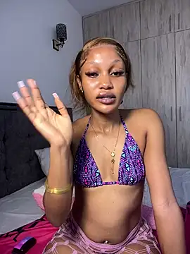 دردشة Sexxyronn الجنسية المباشرة