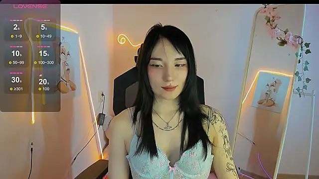 AliceeinWonderlanddd Chat XXX live