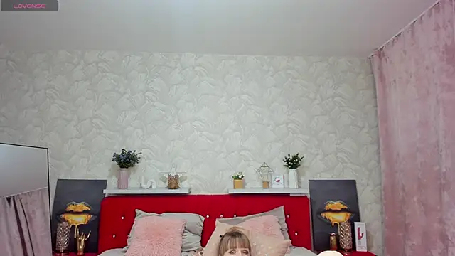 Chatroom XXX en direct de KattyPeachX