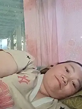 Lindxx-hot Adlı Modelin Canlı XXX Sohbeti