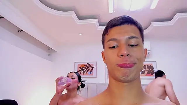 Živý XXX chat Couple_HotW