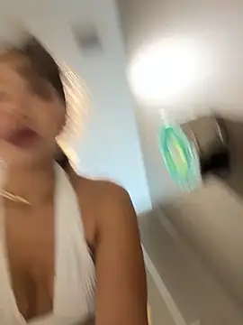 lean_lie8 Show in webcam