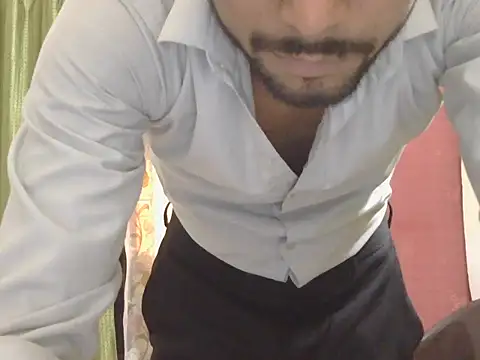 Živý XXX chat Stubborndesiboy