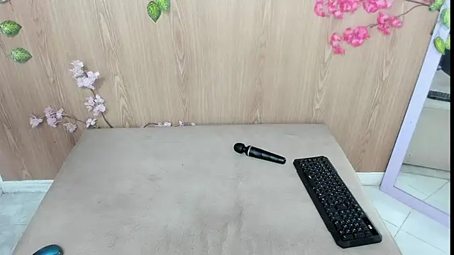 عرض كام jenelotizz06