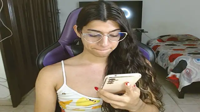 Živý XXX chat Alanni_parker
