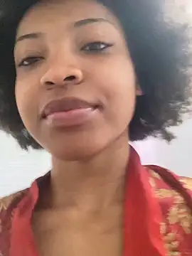 Queenkimi777's Live XXX Chat