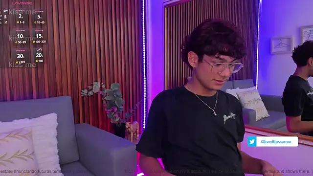 Oliver20__ 라이브 XXX 채팅