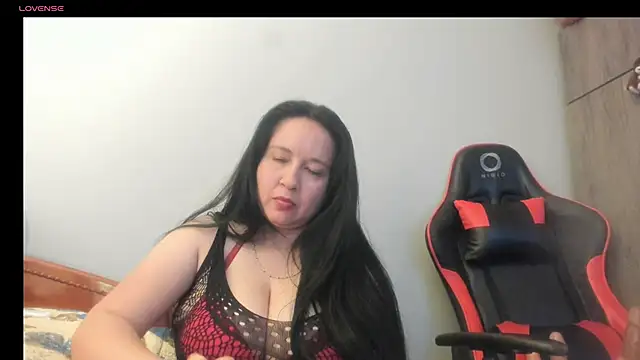 cami_hot_tits 现场XXX聊天