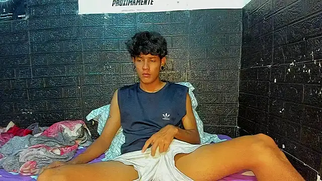 santos_dxn Live XXX chat