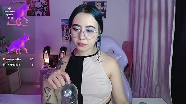 iris_sky Chat XXX live