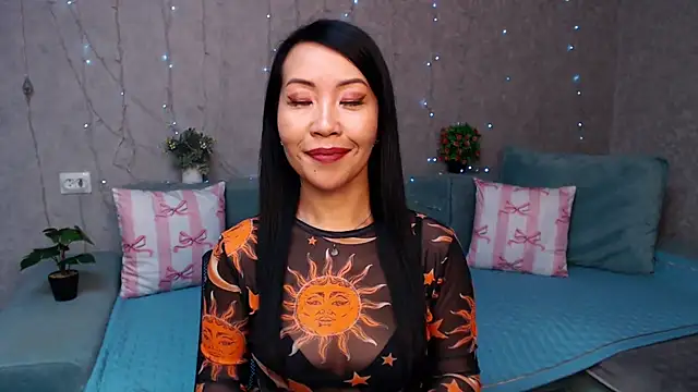 LiaPak Live XXX-Chat