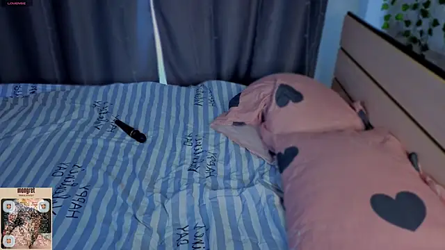 unburnedgirl's Live XXX Chat