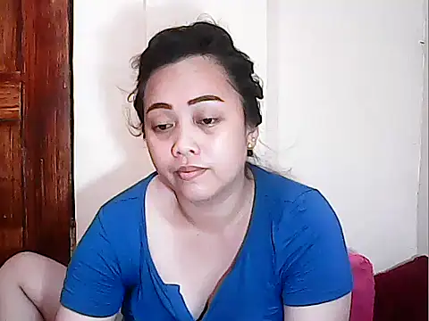 Pinay_Chubby20n Live chat-huone