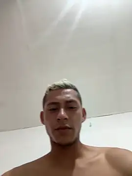 Boy_hot- Show Webcam
