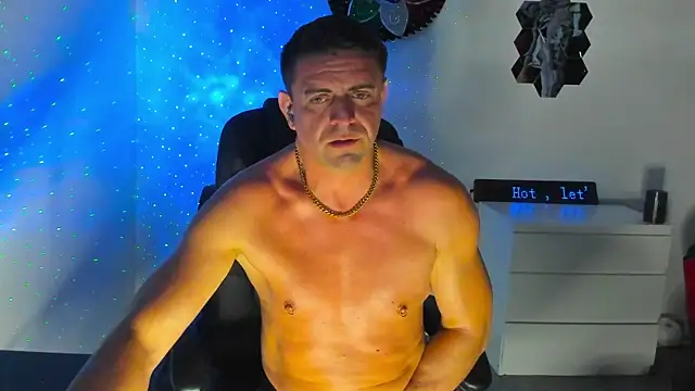Show modela petr37pol na web-kameri