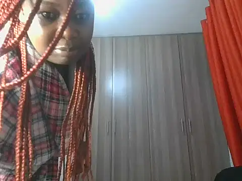 Chatroom XXX en direct de freaky_juicy