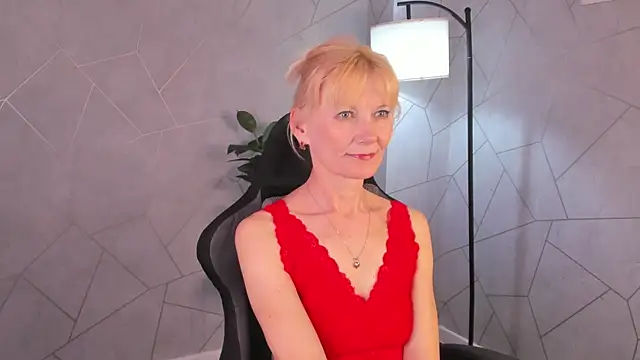Czat XXX na żywo – Julie_Lucas