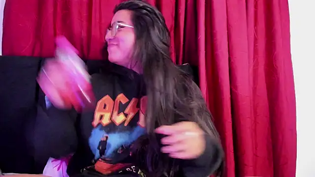 Nanakyy – Naživo XXX chat