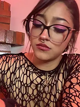 LilithMonette 即時 XXX 聊天