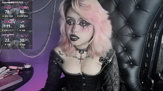 Czat XXX na żywo – Navier__