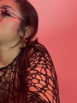 LilithMonette লাইভ XXX চ্যাট