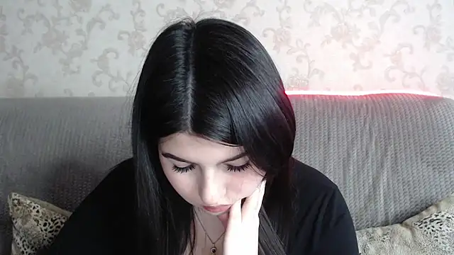 KisaModel Chat XXX live