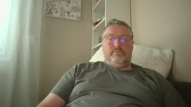 doudou310 Pertunjukan Webcam