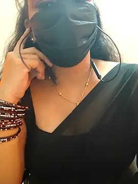 soundharya_tamil's Live XXX Chat