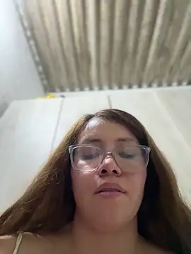 solecito_22 라이브 XXX 채팅