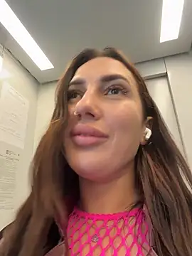 Chat +18 de AleksandraRich ao vivo