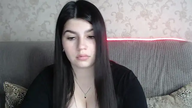 KisaModel élő XXX-chatje