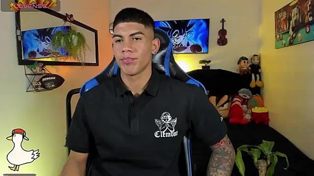 Damian_latinxxx 网络视讯表演