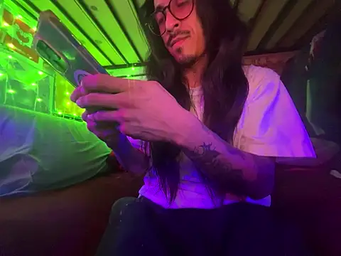 bigdickkane300 Webcam-Show