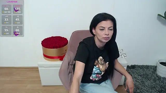 Chatroom XXX en direct de LadyLiia