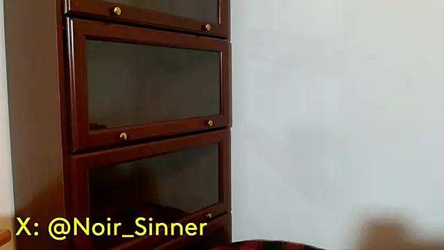 sinnernoir: онлайн-секс-чат