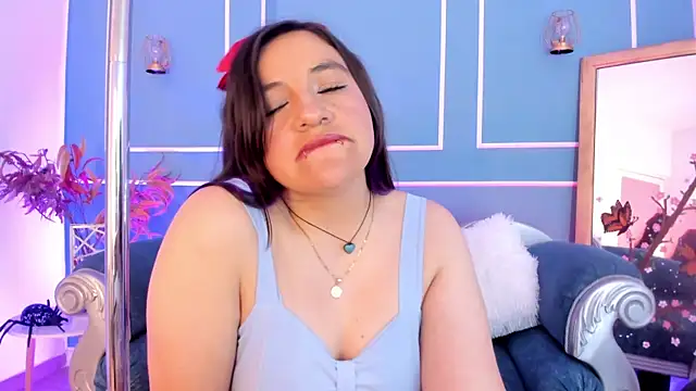 TaraTaylorr Live XXX-chat