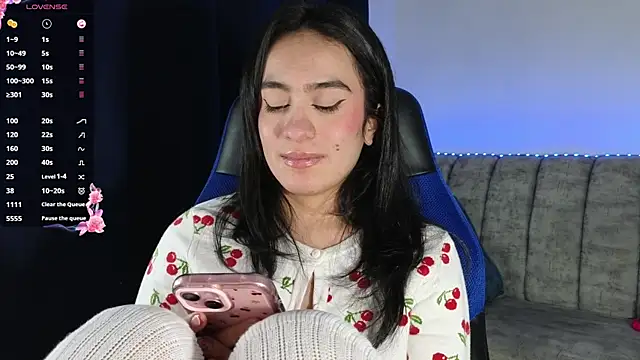 Czat XXX na żywo – ZaraDames_