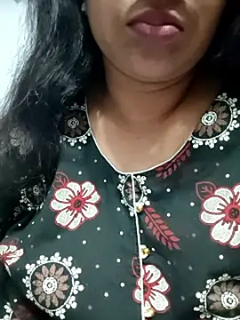telugupravalli's Live XXX Chat