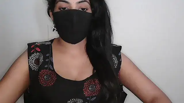 Reddy_Trisha Show in webcam