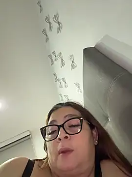 ANTONELLA_VIOLETA_ 网络视讯表演