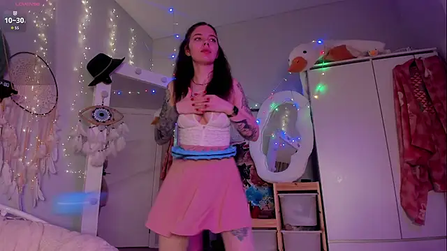 Kiralotus' Live XXX Chat