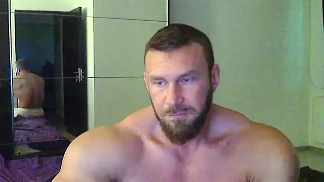 muscularkevin's Live XXX Chat