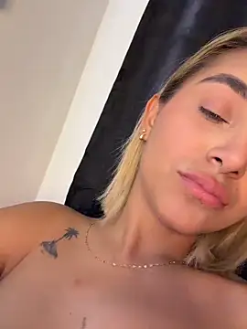 LoisC – webcam-show