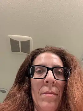 Raevyn's Live XXX Chat
