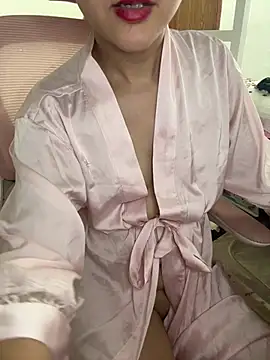 LucyKiss Show Webcam
