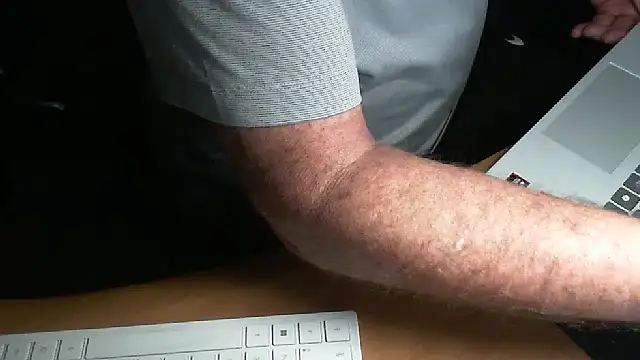 Ozplayer77 Adlı Modelin Web Kamerası Şovu